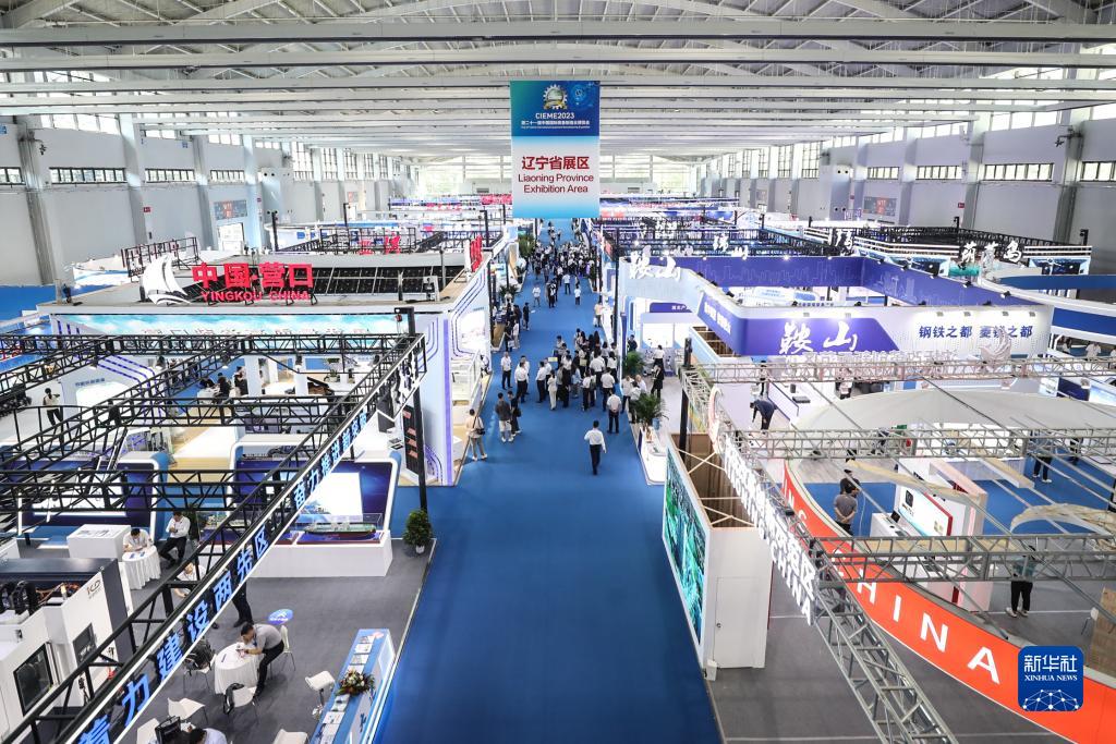 1693816287634675.jpg 1129840958_16935697598921n.JPG